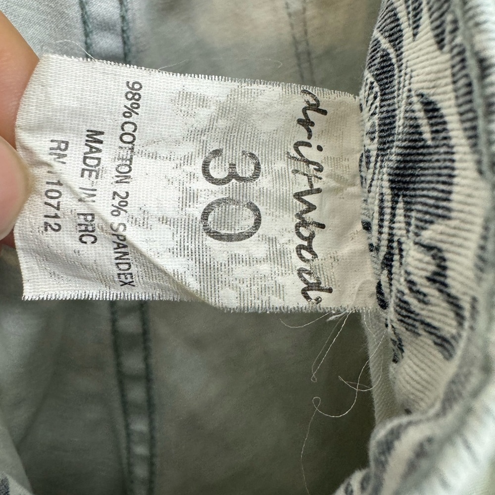 Driftwood Size 30 Light Wash Gray White Floral Slim Jeans Pants - Picture 6 of 7